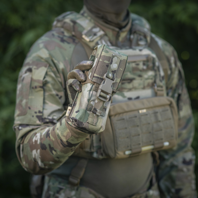 M-Tac підсумок на два магазина закритий Fastex Multicam